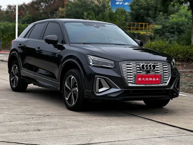 Audi Audi Q2L e-tron 2022 Q2L e-tron Pure Electric Intelligent — Фото автомобиля 3