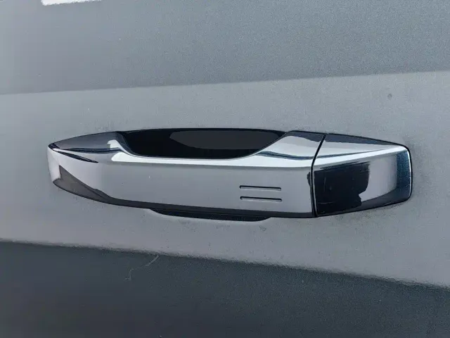 GAC Trumpchi GS8 — Фото автомобиля 18