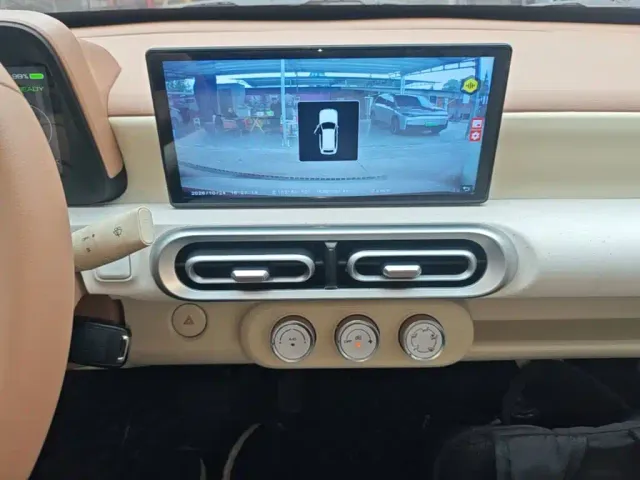 Wuling Hongguang Mini EV — Фото автомобиля 12