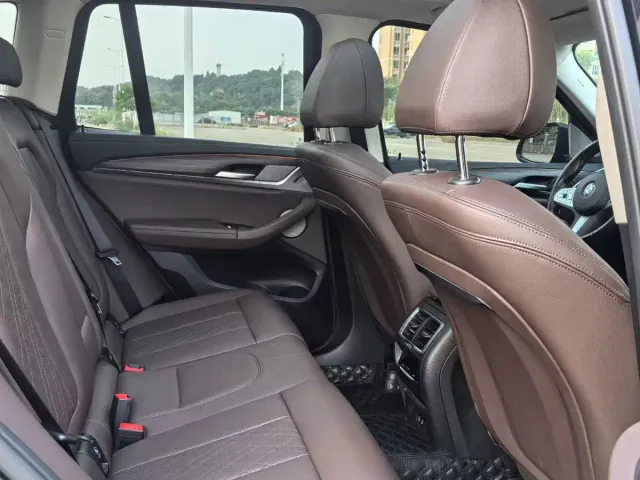 BMW X3 — Фото автомобиля 7
