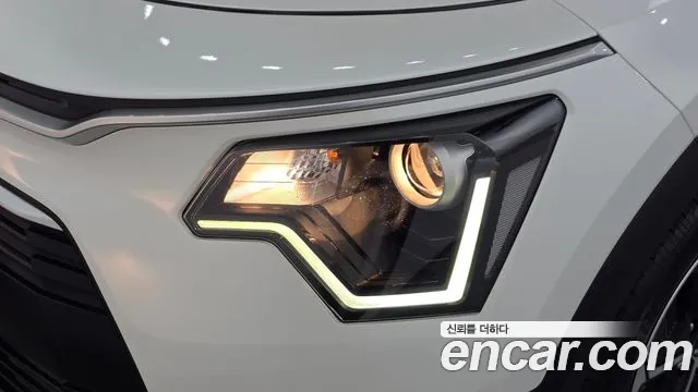 Kia Niro The All New — Фото автомобиля 7