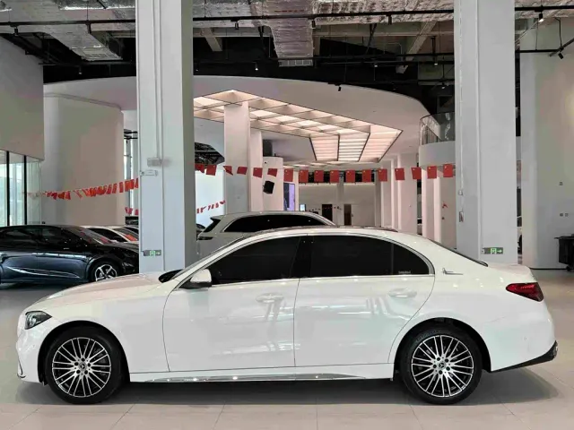 Mercedes-Benz C-Class — Фото автомобиля 10