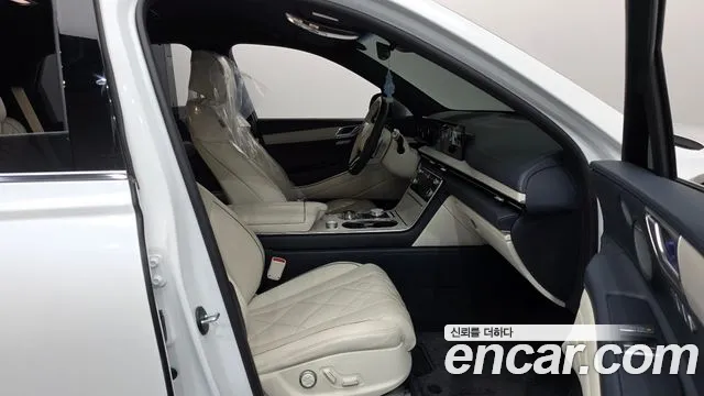 Genesis GV80 — Фото автомобиля 16
