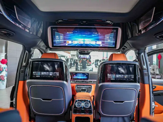 Mercedes-Benz Vito — Фото автомобиля 9