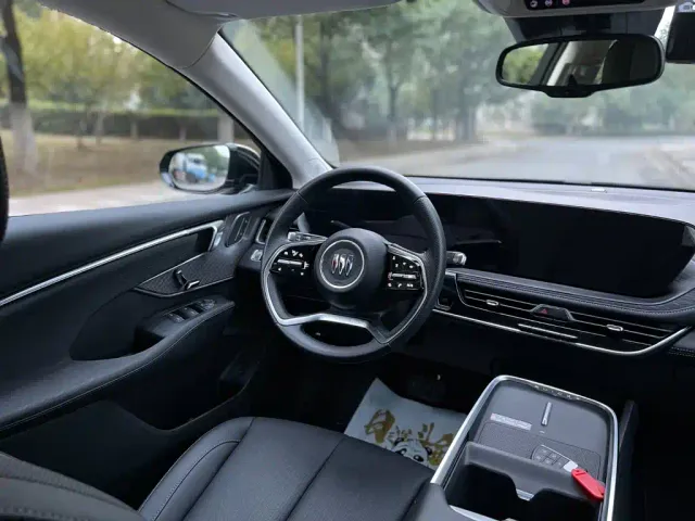 Buick LaCrosse — Фото автомобиля 21