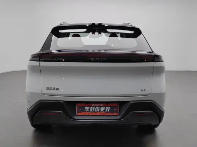Dongfeng Fengshen L7 — Фото автомобиля 4