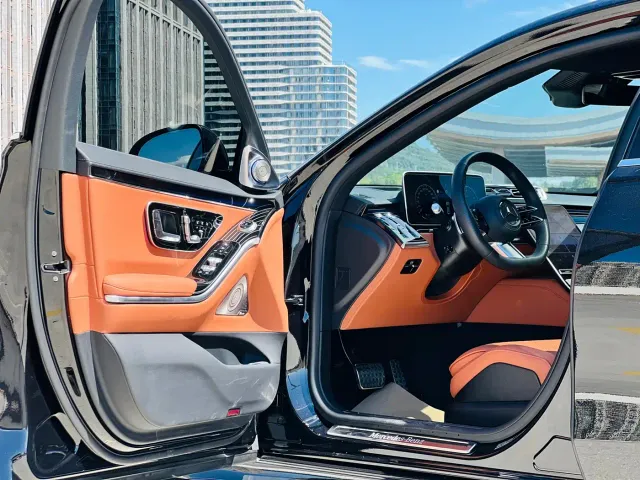 Mercedes-Benz S-Class — Фото автомобиля 4
