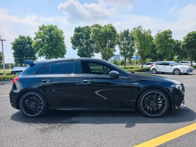 Mercedes-Benz Mercedes-Benz A-Class AMG (Import) 2022 AMG A 35 4MATIC — Фото автомобиля 10