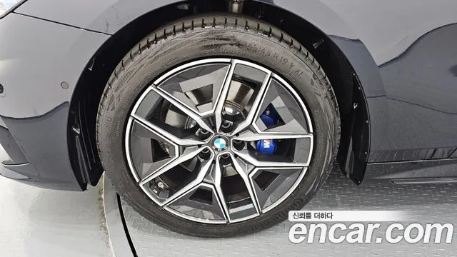 BMW 5-Series — Фото автомобиля 5