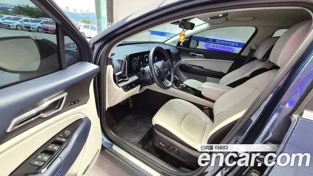 Kia Sportage Sportage 5-е поколение Бензин 1.6 турбо 2WD — Фото автомобиля 18