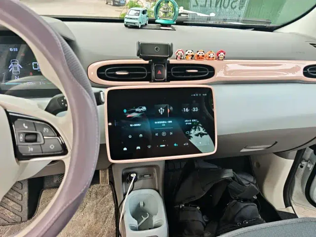 Leapmotor T03 — Фото автомобиля 8