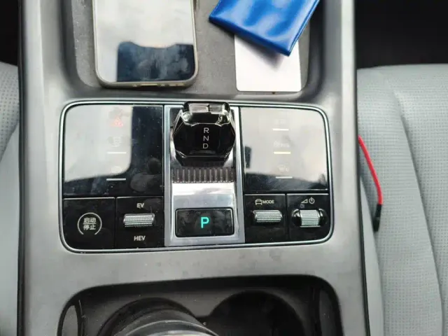 BYD Seal — Фото автомобиля 15