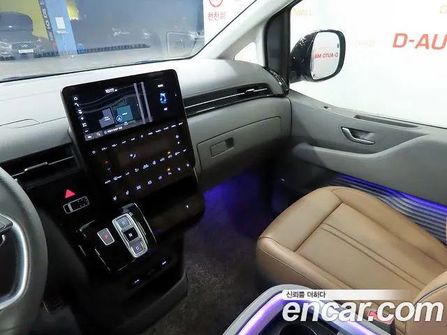 Hyundai Staria Staria 4WD Lounge 9 мест — Фото автомобиля 10
