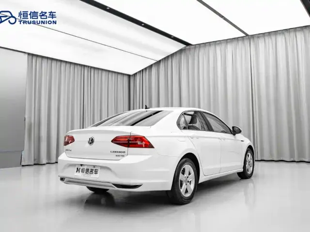 Volkswagen Lamando — Фото автомобиля 5