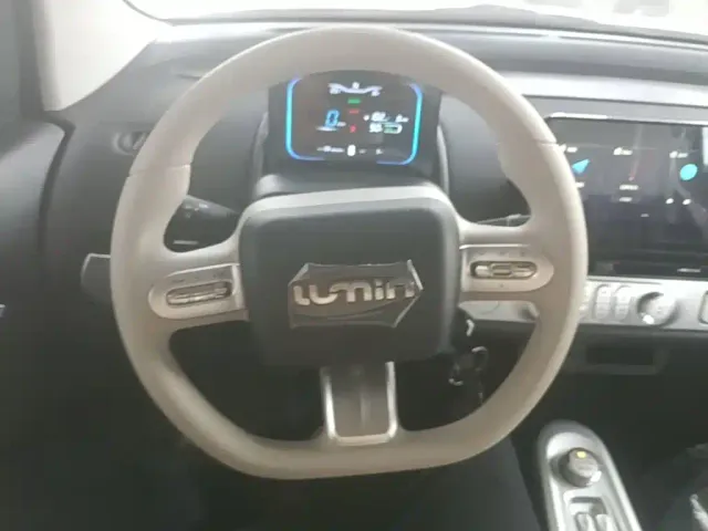Changan Lumin — Фото автомобиля 10