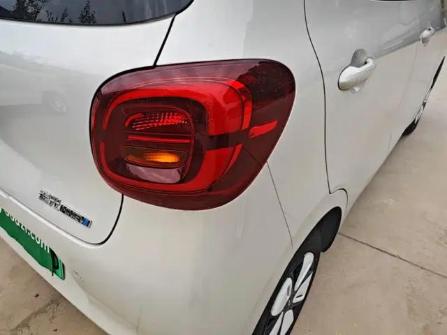 Wuling Hongguang Mini EV — Фото автомобиля 7