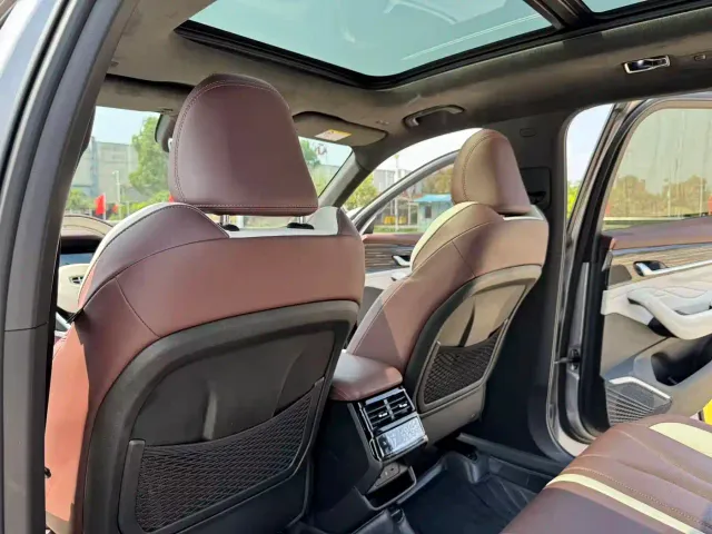 Geely Xingyue L — Фото автомобиля 15