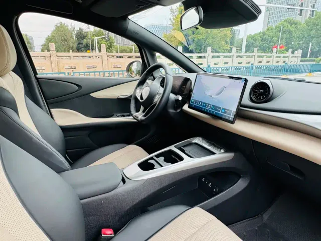 BYD Dolphin — Фото автомобиля 9