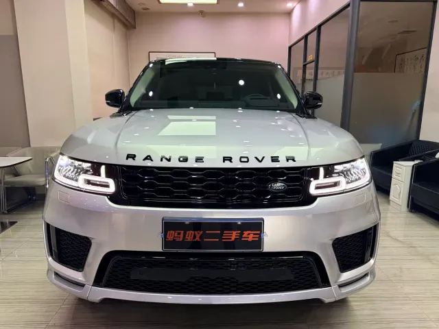 Land Rover Range Rover Sport — Фото автомобиля 5