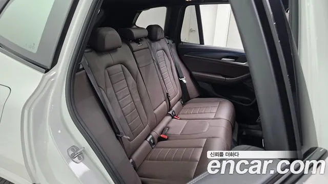 BMW iX3 G08 (2020–2024) — Фото автомобиля 11