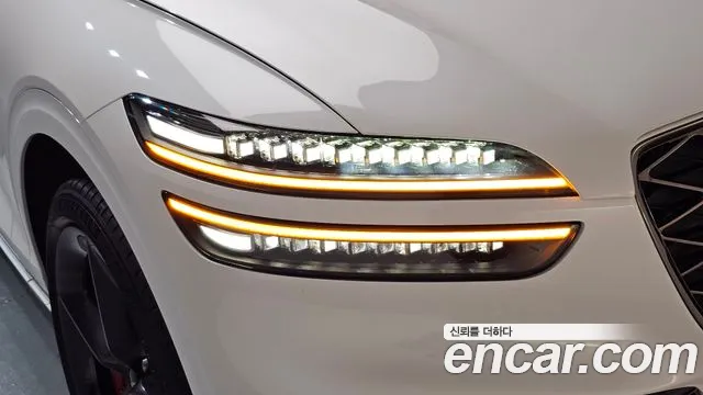 Genesis GV70 3.5T Бензин 2WD — Фото автомобиля 18