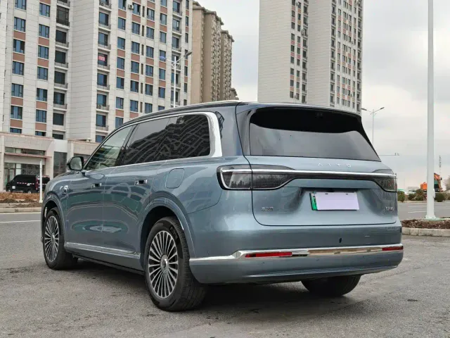 Aito M9 — Фото автомобиля 8