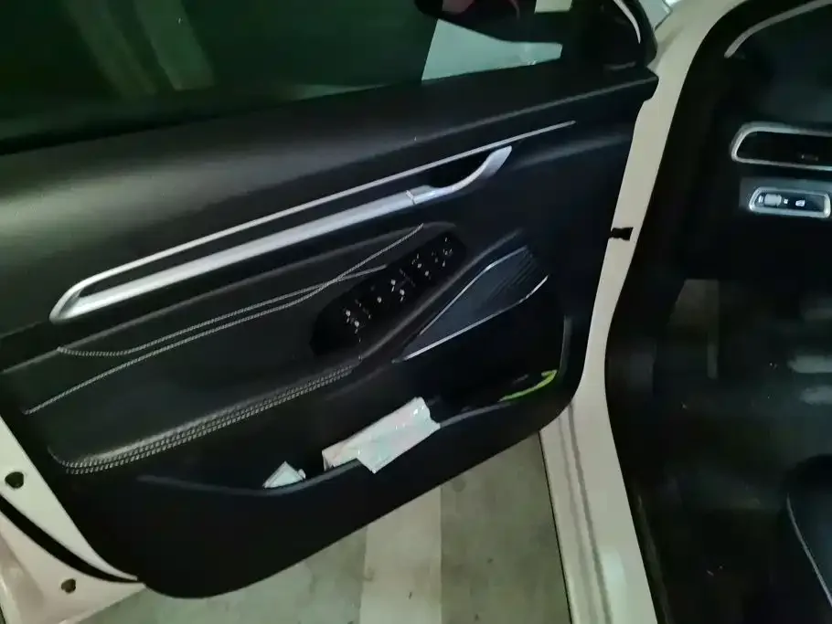 Geely Emgrand 2022 4th Generation 1.5L CVT Premium — Фото автомобиля 7