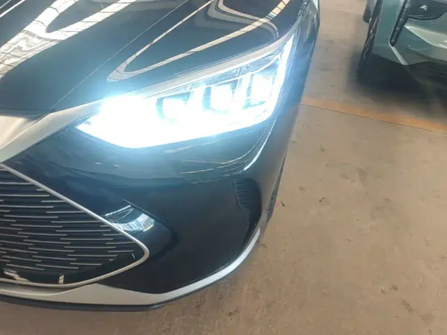 BYD Song PLUS — Фото автомобиля 23