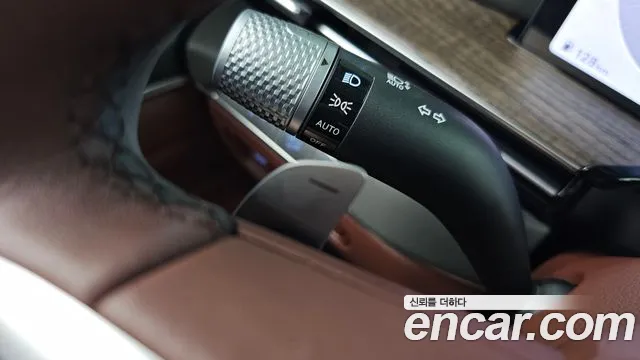 Genesis GV80 2.5T Бензин AWD — Фото автомобиля 29