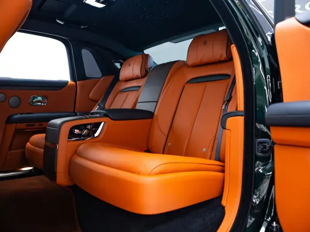 Rolls-Royce Ghost — Фото автомобиля 11