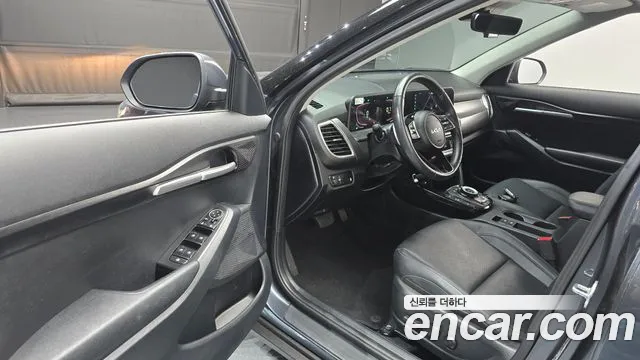 Kia Seltos — Фото автомобиля 15