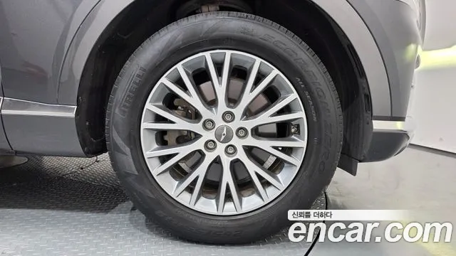 Genesis GV80 — Фото автомобиля 6