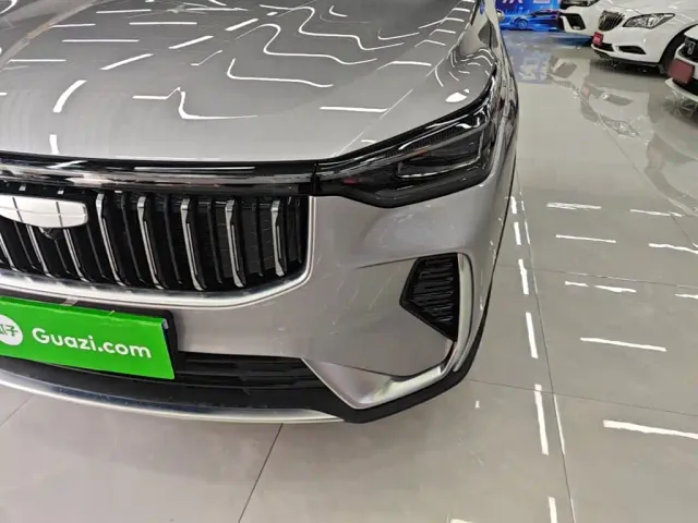 Geely Boyue — Фото автомобиля 23