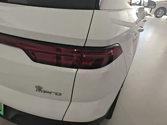 BYD Song Pro — Фото автомобиля 7