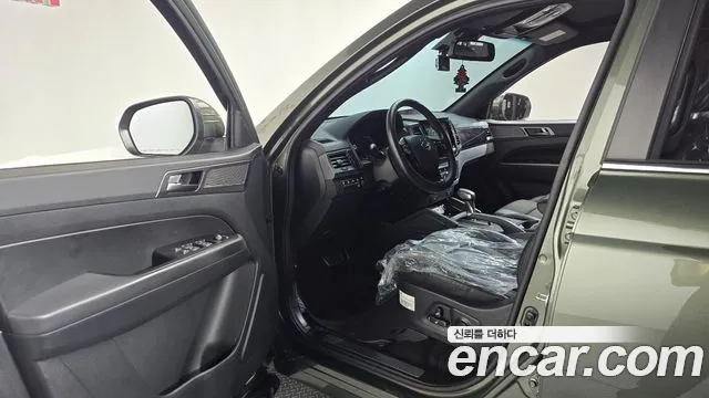 KG_Mobility_Ssangyong Rexton Новый Rexton Sport Дизель 2.2 4WD — Фото автомобиля 10