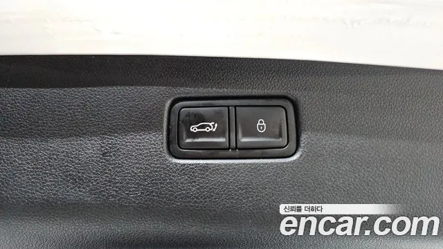 Genesis GV70 2.5T Бензин 2WD — Фото автомобиля 23