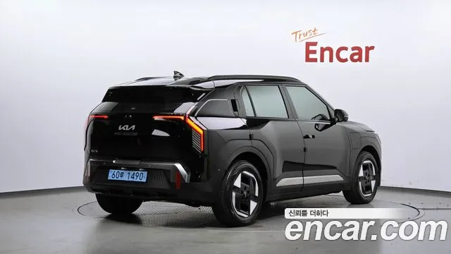 Kia EV3 — Фото автомобиля 2