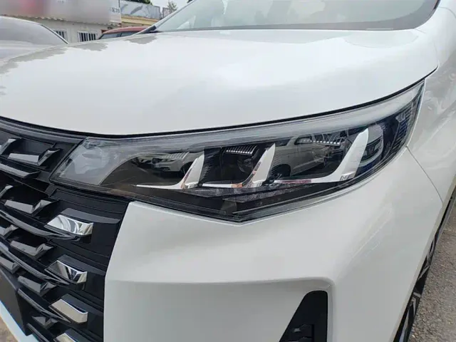 GAC Trumpchi M6 — Фото автомобиля 23