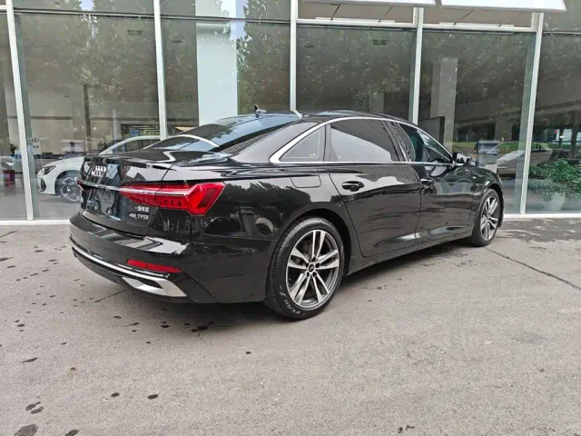 Audi A6L — Фото автомобиля 17