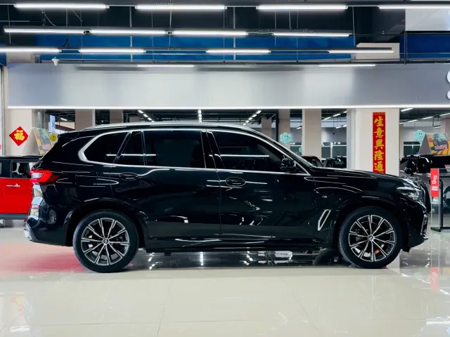 BMW X5 — Фото автомобиля 15