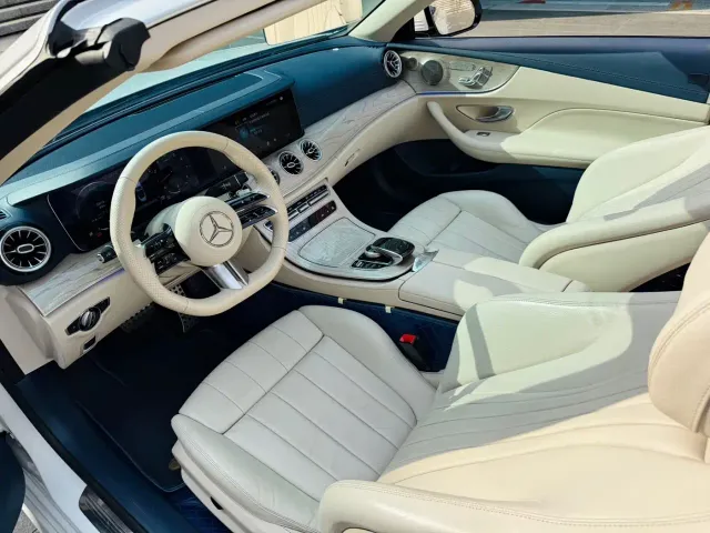 Mercedes-Benz E-Class — Фото автомобиля 11