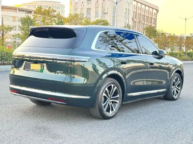 Aito M7 — Фото автомобиля 14