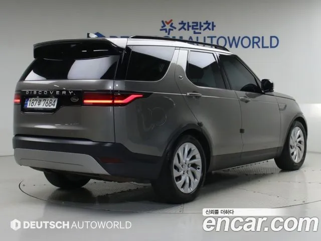 Land Rover Discovery — Фото автомобиля 2