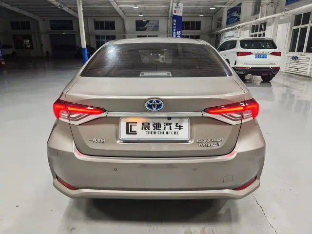 Toyota Corolla — Фото автомобиля 5