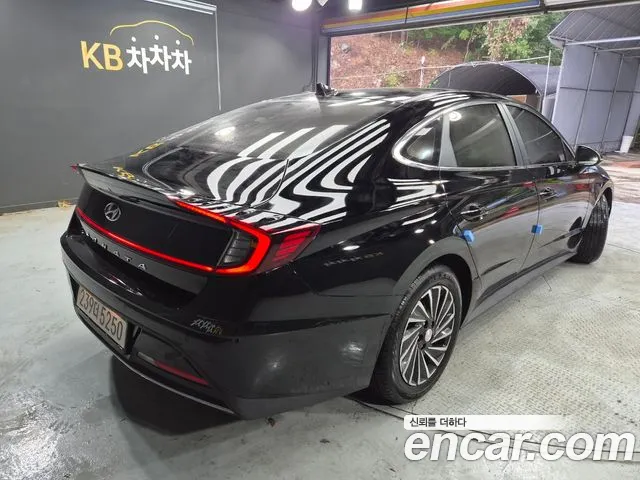 Hyundai Sonata — Фото автомобиля 3