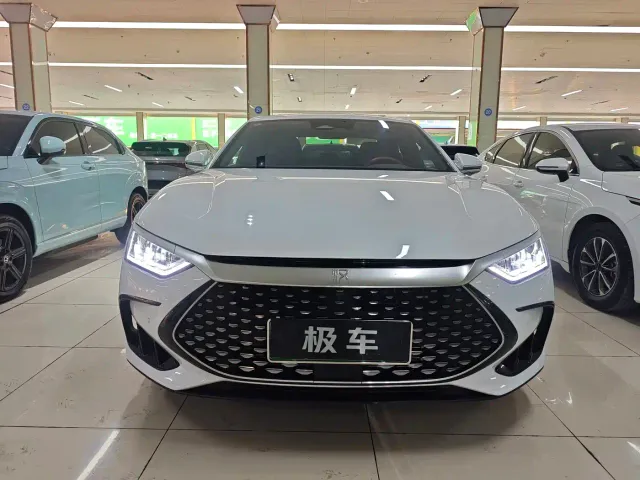 BYD Han — Фото автомобиля 2