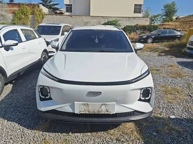 Geely Geometry E Firefly — Фото автомобиля 2