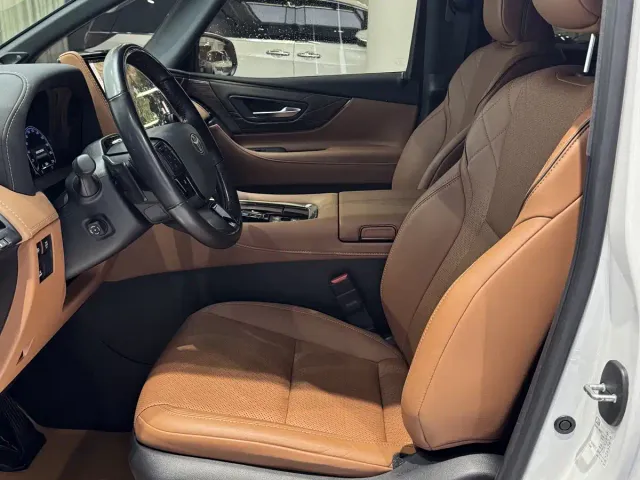 Toyota Alphard — Фото автомобиля 12