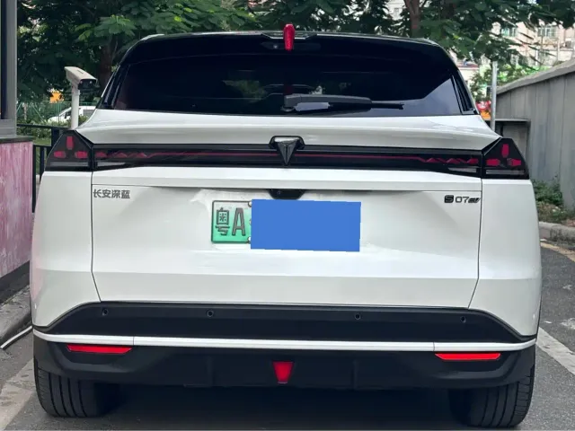 Deepal S07 — Фото автомобиля 5
