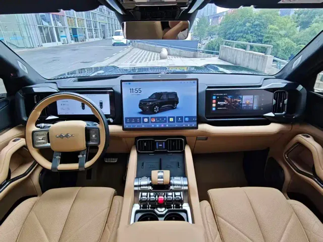 BYD FangChengBao Leopard 8 — Фото автомобиля 16